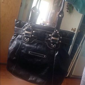 B Makowsky leather handbag Moto chic hardware